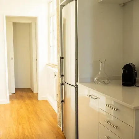 A Casa Monteiro - Beautiful View - Graca - Alfama Apartment *